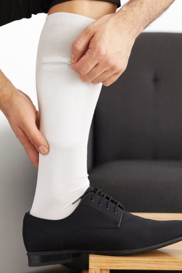 Calcetines largos de bambú unisex con bolsa oculta - Image 11
