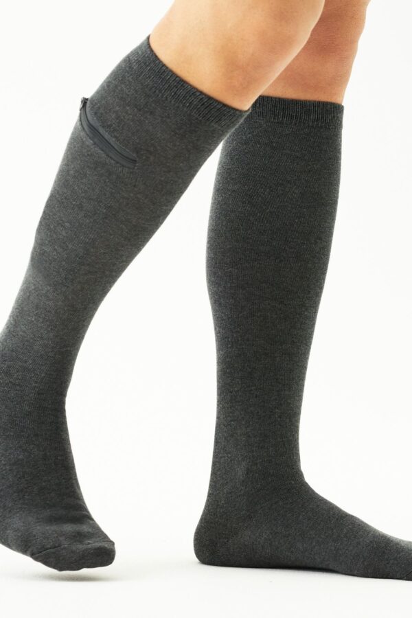 Calcetines largos de bambú unisex con bolsa oculta - Image 8