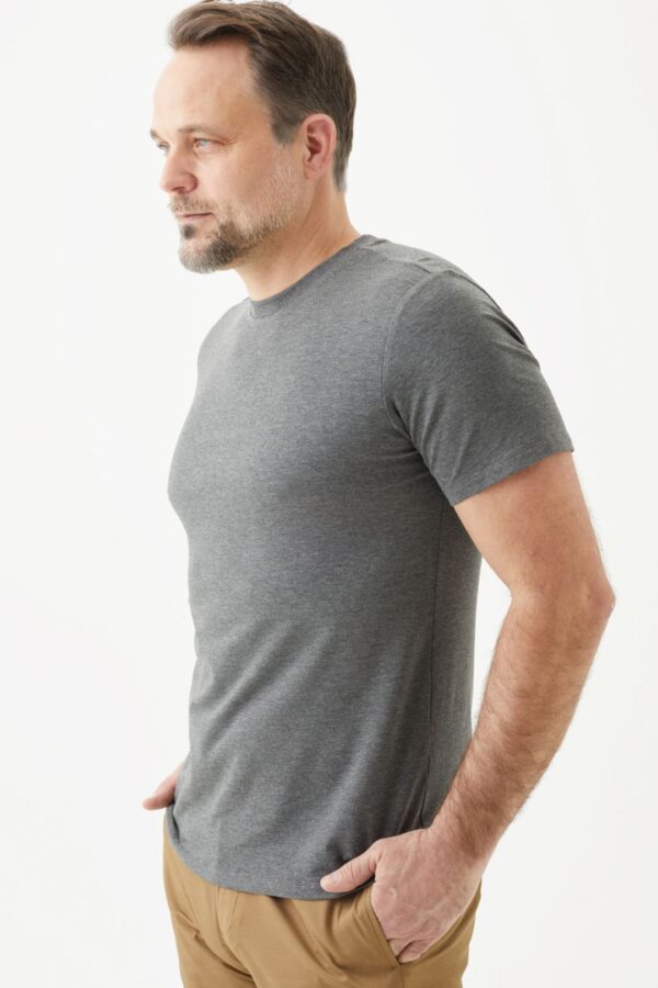 Playera Manga Corta Cuello Redondo para Hombre - Image 16
