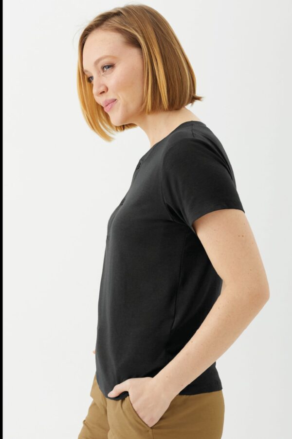 Playera Manga Larga Cuello Redondo para Mujer - Image 16