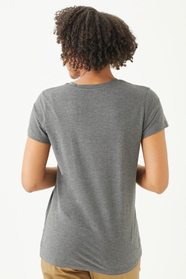 Playera Manga Larga Cuello Redondo para Mujer - Image 12