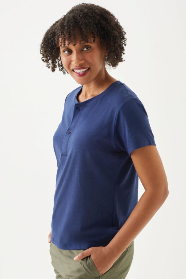 Playera Manga Larga Cuello Redondo para Mujer - Image 10