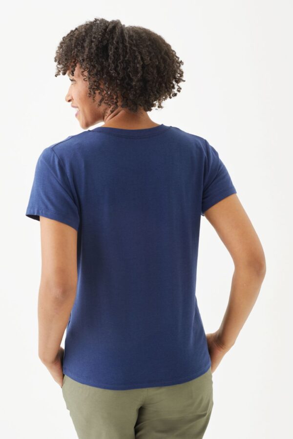Playera Manga Larga Cuello Redondo para Mujer - Image 9