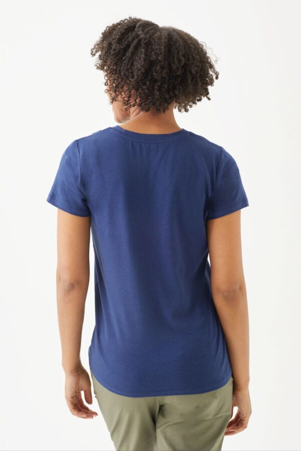Playera Manga Corta Cuello en V para Mujer - Image 10
