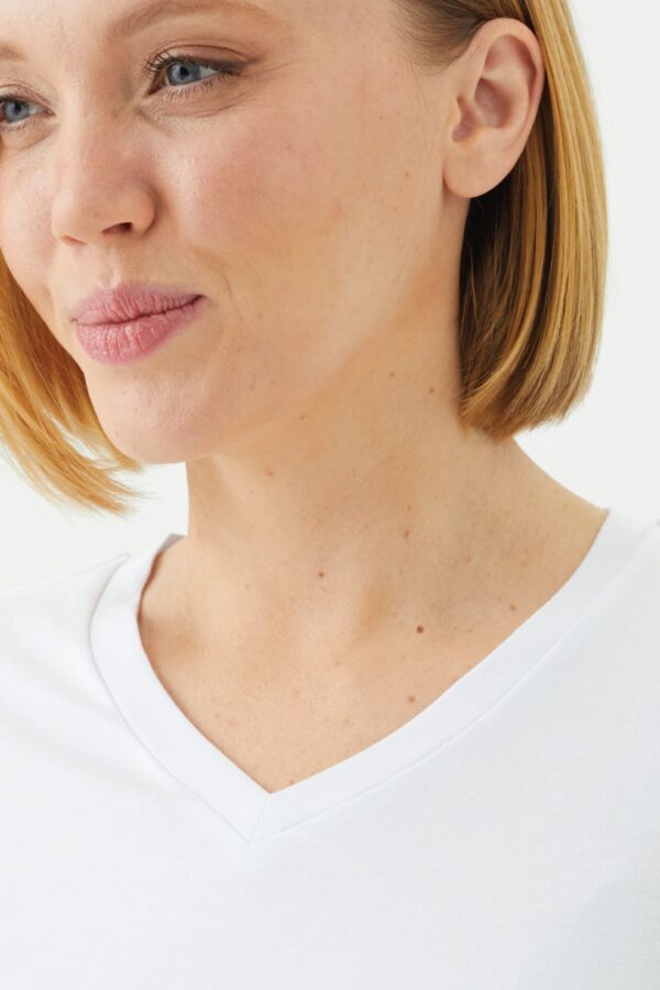 Playera Manga Larga Cuello en V para Mujer - Image 2