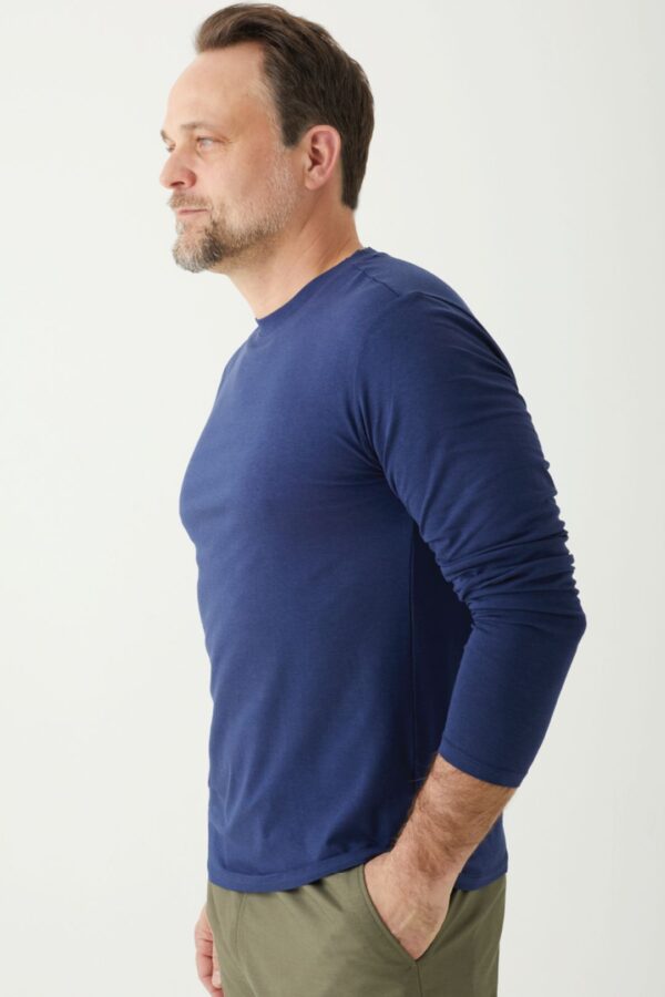 Playera Manga Larga Cuello Redondo para Hombre - Image 12