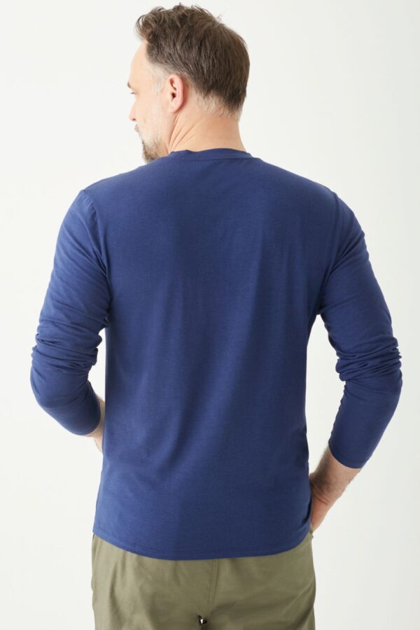 Playera Manga Larga Henley para Hombre - Image 14