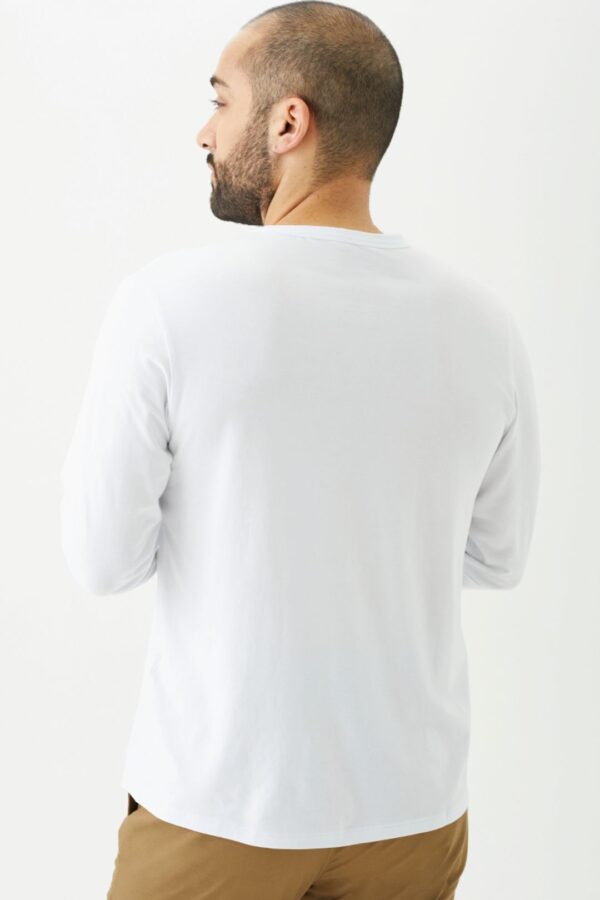 Playera Manga Larga Henley para Hombre - Image 8