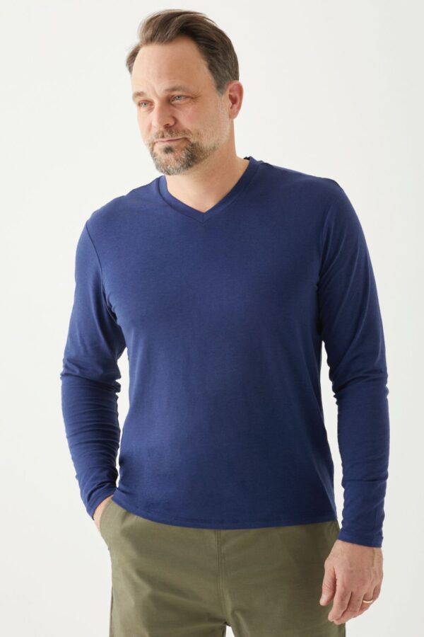 Playera Manga Larga Cuello en V para Hombre - Image 17